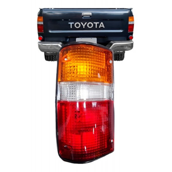 Sinaleira Traseira Hilux Srv 2002 Á 2004 Tricolor