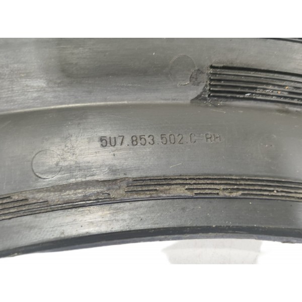 Alargador Paralama Dianteiro Direito Saveiro G7 G8 2018/2021 Preto