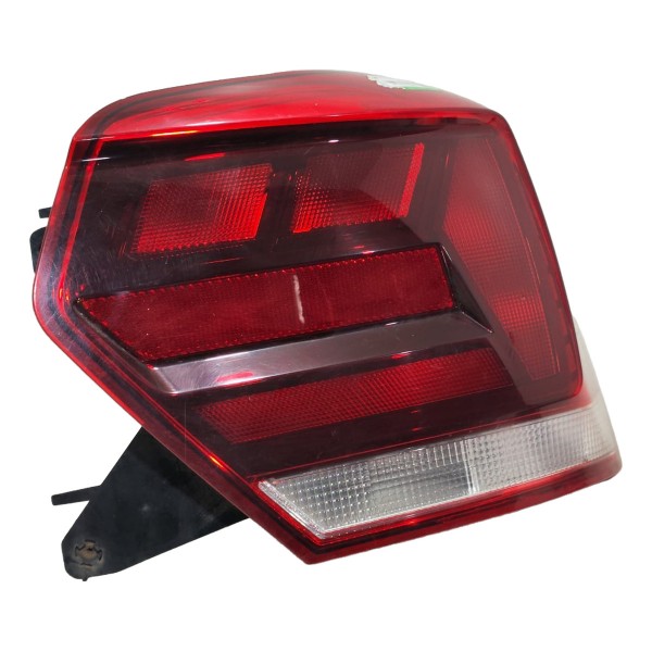 Lanterna Traseira Direita Polo 2018 A 2022 Direita (valeo) Vermelho Direito/passageiro