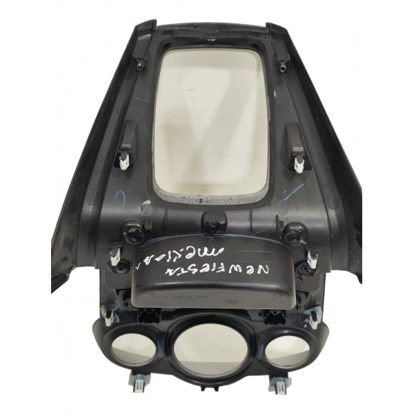 Moldura Comando Ar Console New Fiesta Mexicano 2014/2019 Prata / Preto