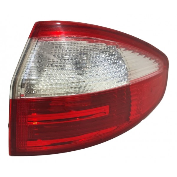 Lanterna Lado Direito New Fiesta Mexicano 2014 A 2019 Sedan Direito/passageiro Vermelho