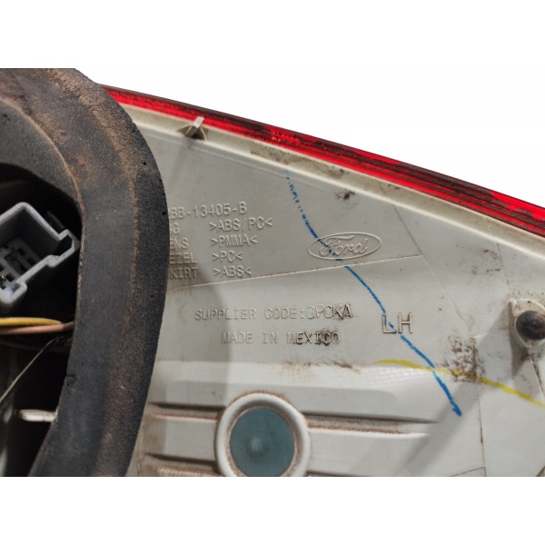 Lanterna Lado Esquerdo New Fiesta Mexicano 2014 A 2019 Sedan Esquerdo/motorista Vermelho Mexicano