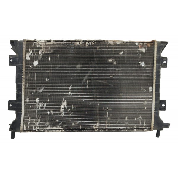 Radiador De Agua Courier Fiesta Ka 1.0 1.6 2000 A 2011