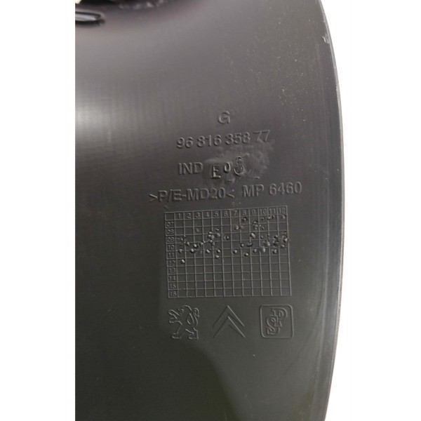 Acabamento Porta Malas Lado Esquerdo Peugeot 308 2012 A 2015 Preto