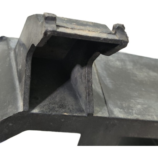 Absorvedor Traseiro Direito Clio Sedan 2006 A 2011