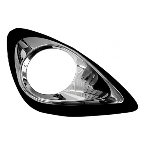Moldura Farol Auxiliar Milha Para March 2014 A 2020 C/ Furo Cromado Direito