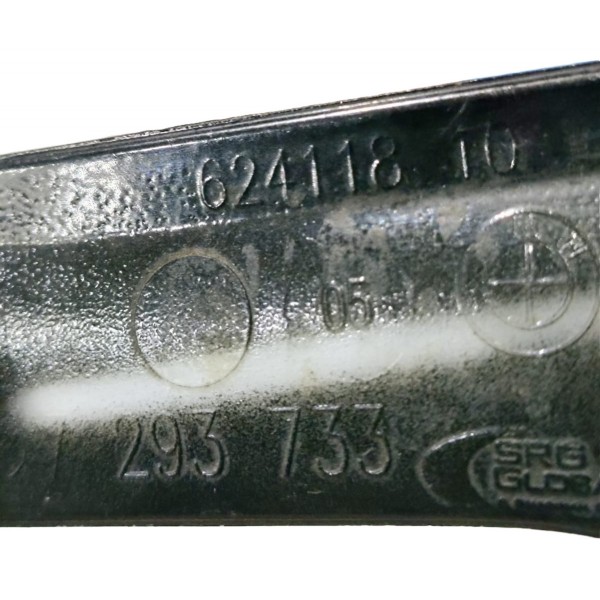 Acabamento Esquerdo Paralama Bmw 320i Gt 2.0 2015 62411810