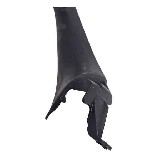 Acabamento Esquerdo Tampa Traseira I30 2013/2016 C/ Avaria Preto // Esquerdo