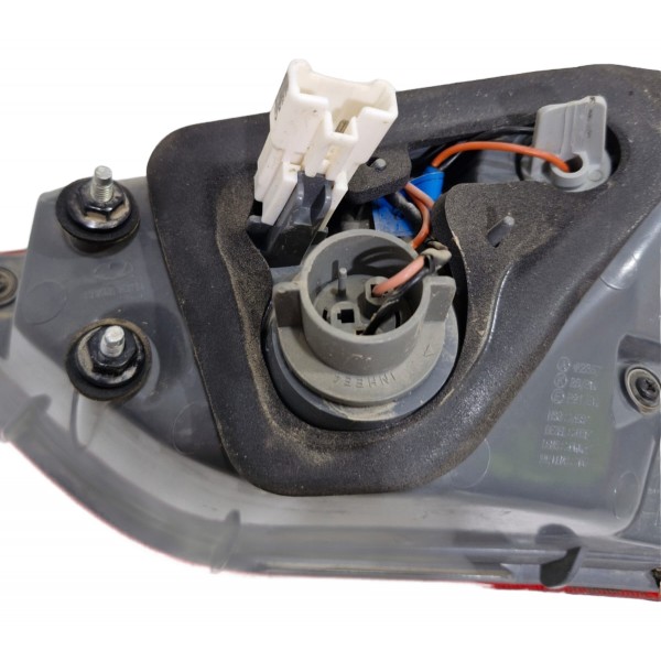 Lanterna Tampa Traseira Lado Esquerdo I30 2013/2016 Original Direito/passageiro Vermelho