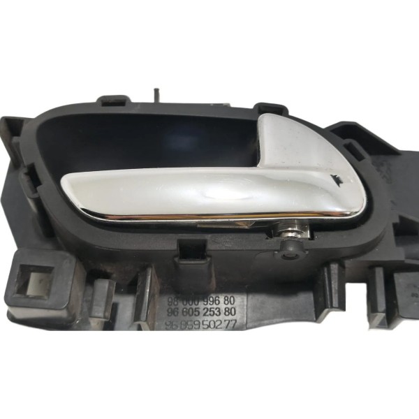 Maçaneta Interna Dianteira Direita Peugeot 308 2012 A 2015 Preto Dianteira/traseira