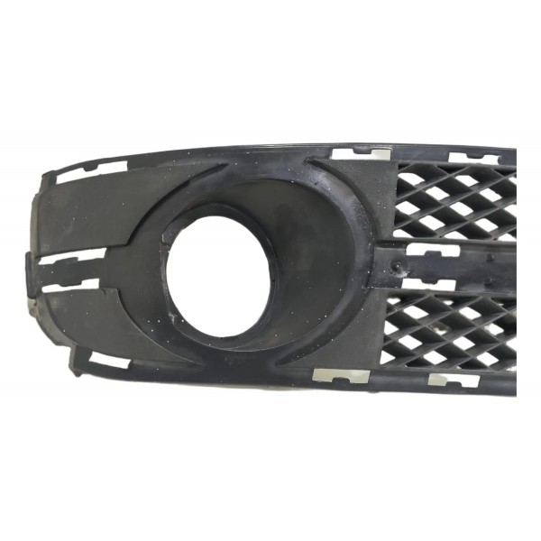 Moldura Milha Auxiliar Gol Saveiro G3 1999/2005 Direito Preto Direito