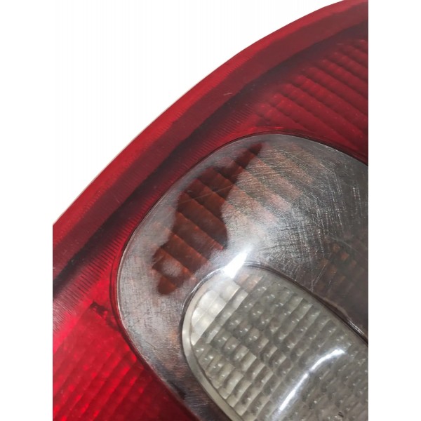 Lanterna Traseira Corsa 1994 A 1999 Lado Esquerdo Detalhe Esquerdo/motorista Tricolor