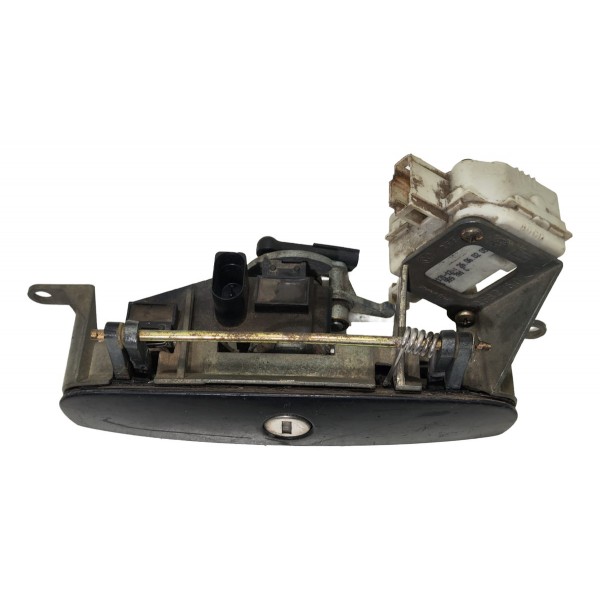 Maçaneta Eletrica Fechadura Tampa Tras Vw Polo 2003 A 2006