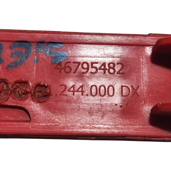 Refletor Olho Gato Traseiro Direito Fiat Siena 2003 A 2012 Vermelho