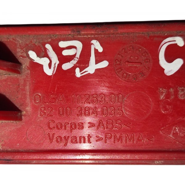 Refletor Parachoque Traseiro Esquerdo Duster 2012/2015 Orig Vermelho