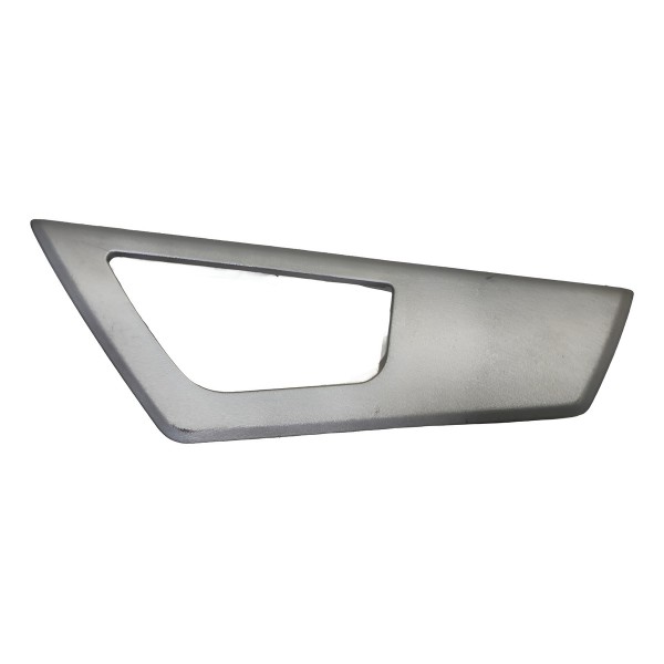Moldura Maçaneta Interna Diant. Direita X60 2013/2016 Avaria Prateado Traseira
