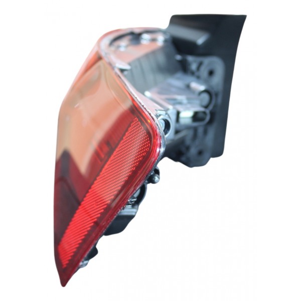 Lanterna Traseira Jetta 19 20 21 22 23 24 25 Ld Direito/passageiro Original