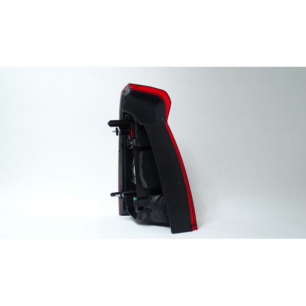 Lanterna Traseira Logan 11 12 13 Ld Direito/passageiro Padrão Original