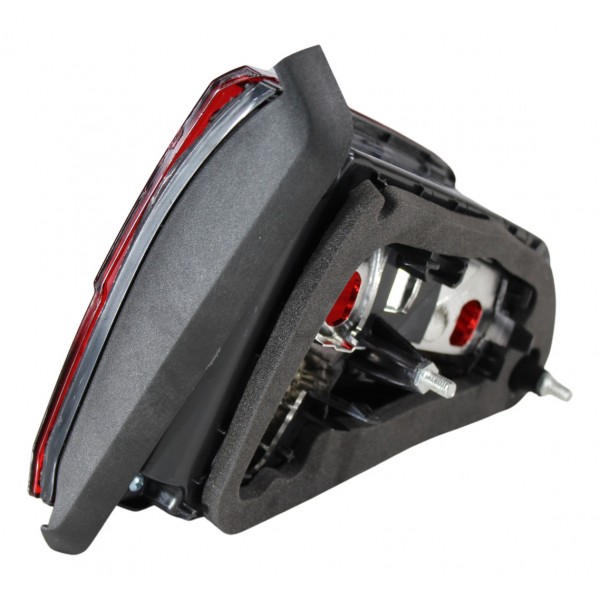 Lanterna Traseira Jetta 2015 2016 2017 2018 Tampa Ld Direito/passageiro Padrão Original