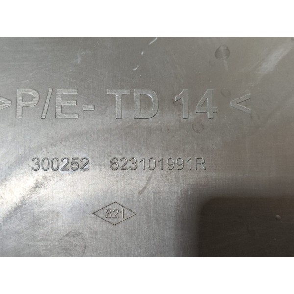 Grade Frontal Radiador Sandero Logan 2014/2019 Original Preto Natural