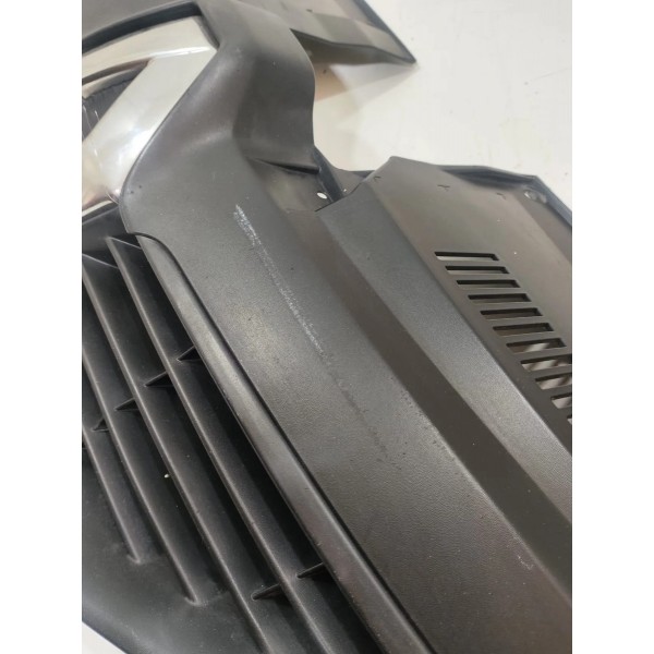 Grade Frontal Radiador Sandero Logan 2014/2019 Original Preto Natural