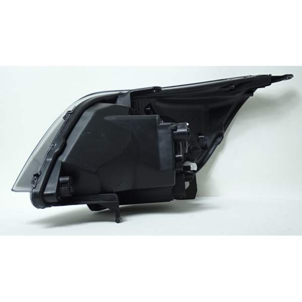 Farol Principal Agile / Montana Negro Ld 09 10 11 12 13 14 1 Direito/passageiro