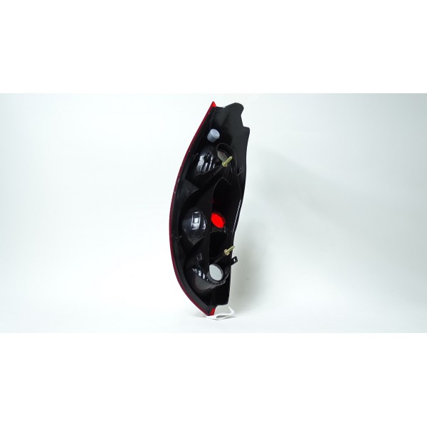 Lanterna Traseira Celta 06/... Fume Ld Direito/passageiro Padrão Original