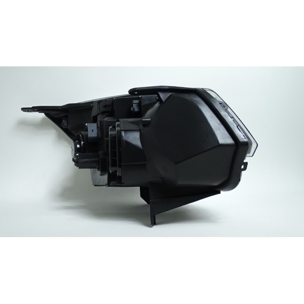 Farol Principal S10 - 13/... (mascara Negra) Le Esquerdo/motorista