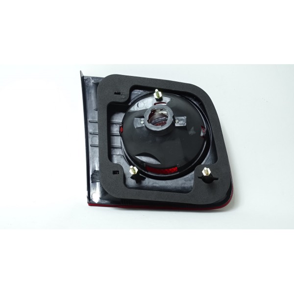 Lanterna Traseira Polo 07/ Sedan Interna Ld Com Neblina - Direito/passageiro - Padrão Original