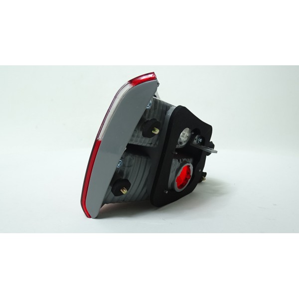 Lanterna Traseira Hb20 Ld Tampa Direito/passageiro Padrão Original