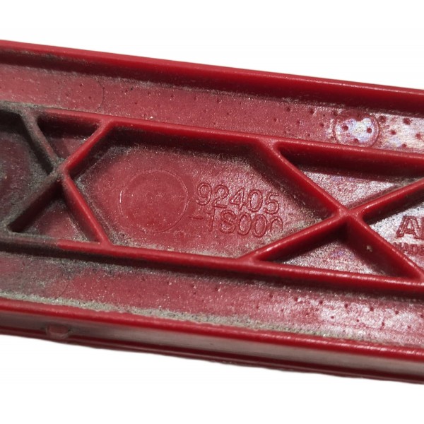 Refletor Parachoque Traseiro Hb20 Hatch 2012 A 2015 Esquerdo Vermelho