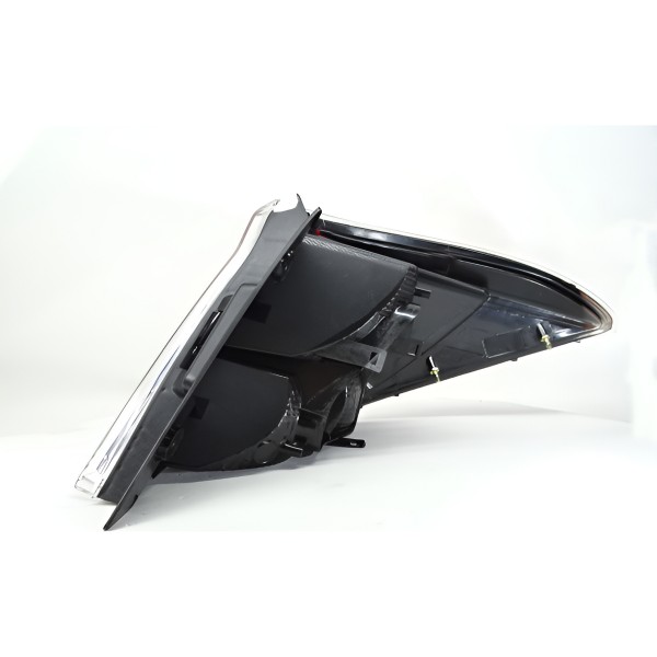 Lanterna Traseira Prisma 13 14 15 16 Le Cristal Esquerdo/motorista Padrão Original