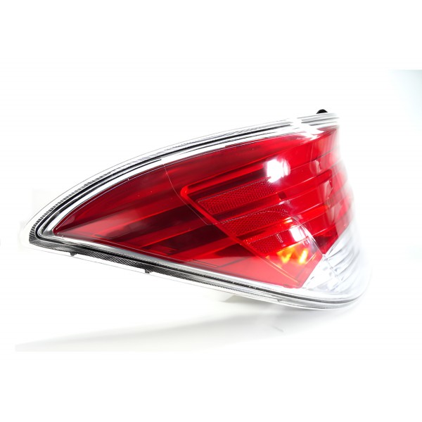 Lanterna Traseira Prisma 13 14 15 16 Le Cristal Esquerdo/motorista Padrão Original