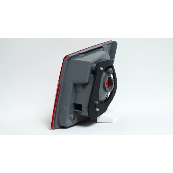 Lanterna Traseira Cruze Tampa P. Mala Le - Esquerdo/motorista - Padrão Original