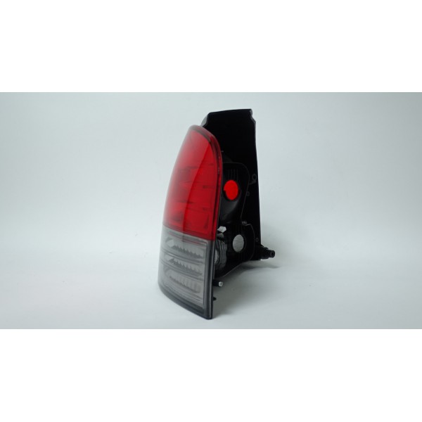 Lanterna Traseira Palio 09/... Fume Com Friso Ld Direito/passageiro Padrão Original