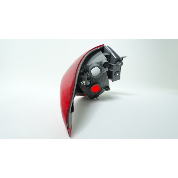 Lanterna Traseira Hb20 Ld 13 14 15 16 17 Canto Padrão Original Direito/passageiro