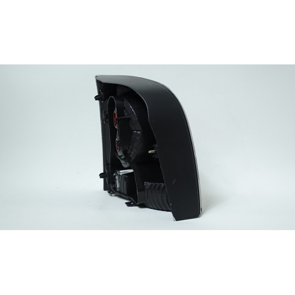 Lanterna Traseira Polo Hatch 07/... Preta / Sport Ld Tuning Direito/passageiro Padrão Original