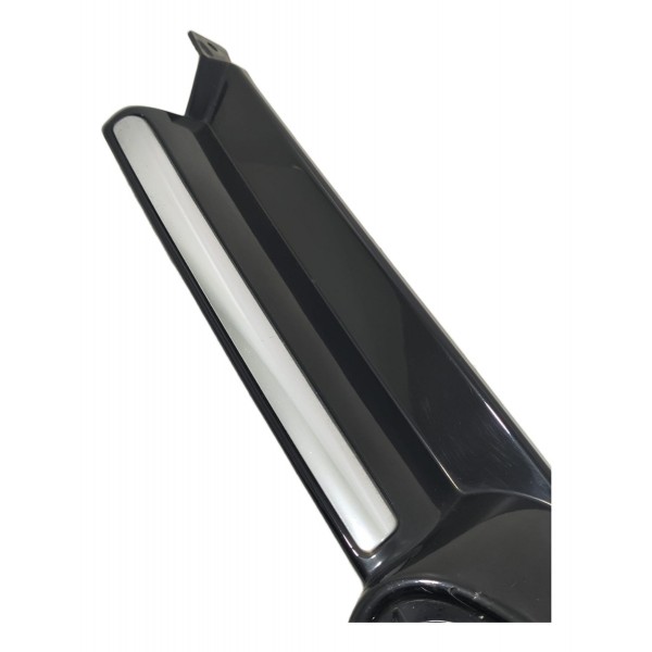 Grade Dianteira Superior Focus 2014 2015 S/ Emblema Cromado Brilhante