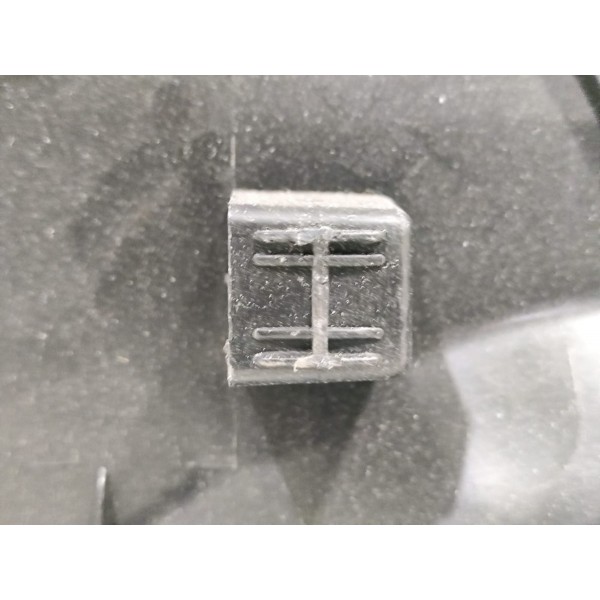 Moldura Acabamento Porta Malas Gm Spin 2013/2015 C/ Detalhe