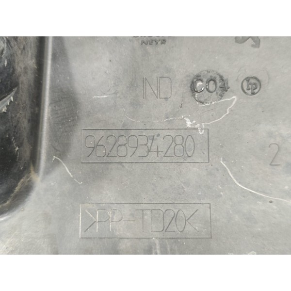 Grade Parachoque Dianteiro Peugeot 206 1999/2011 Original Preto Brilhante