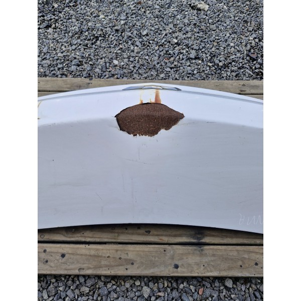 Tampa Traseira Cobalt 2009 A 2014 Detalhes Usado