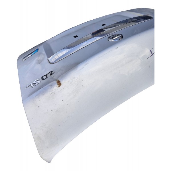 Tampa Mala Traseira Nissan Sentra 2007 / 2012 Detalhe Branca