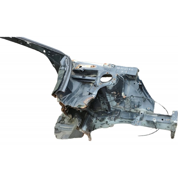 Longarina Caixa Roda Esquerdo Hyundai Veloster 2012 2013