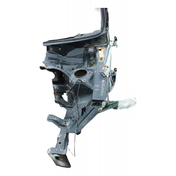 Longarina Caixa Roda Esquerdo Hyundai Veloster 2012 2013