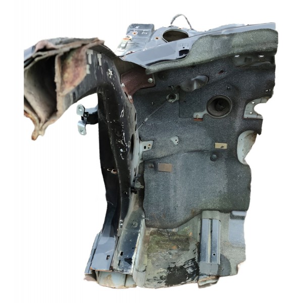 Longarina Caixa Roda Esquerdo Hyundai Veloster 2012 2013