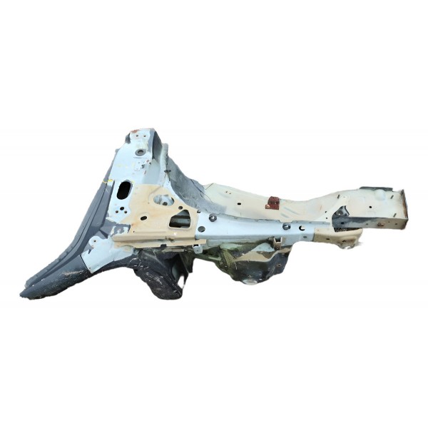 Caixa De Roda Longarina Esquerdo Ford Focus 2001 A 2008