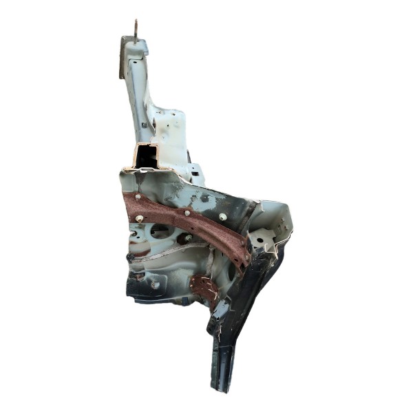 Caixa De Roda Longarina Esquerdo Ford Focus 2001 A 2008