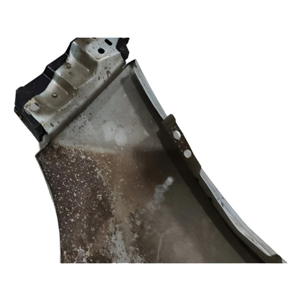 Paralama Dianteiro Direito Spin 13/18 Detalhe