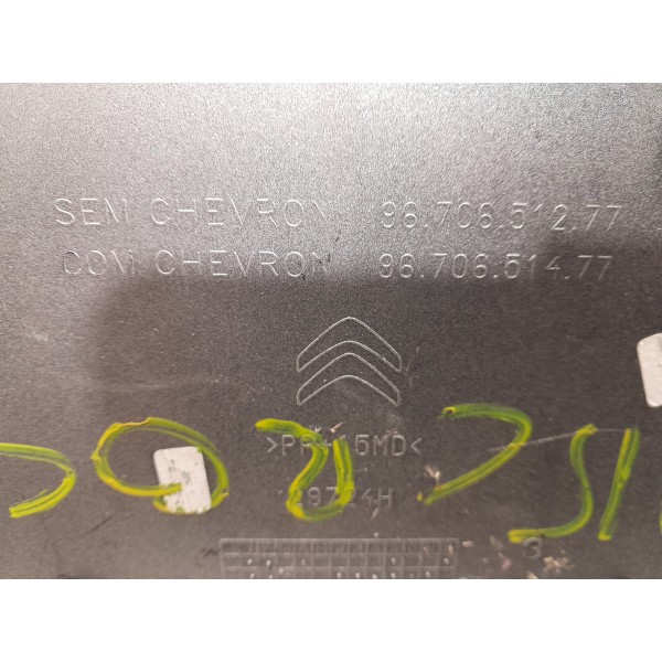 Moldura Da Placa Tampa Traseira Aircross 2015 Preto