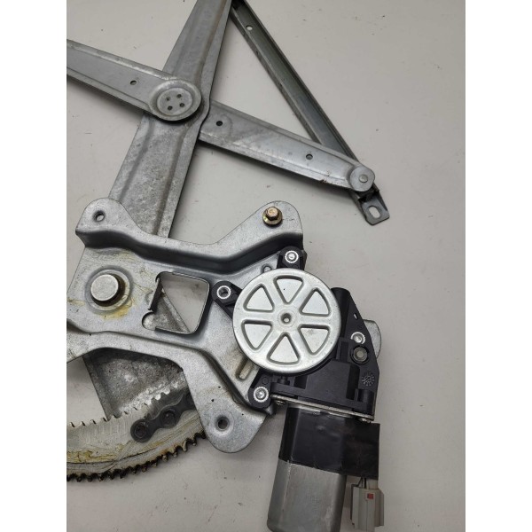 Máquina Vidro Porta Dianteira Esquerda Chery Qq 2020